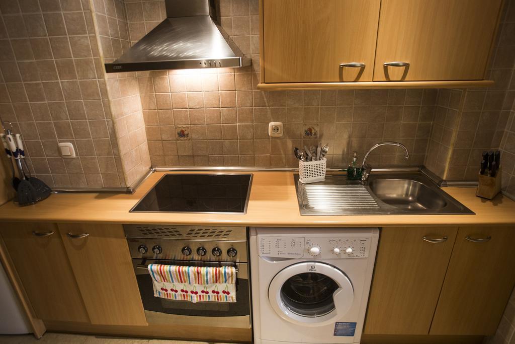 Apartamentos Caballero De Gracia Madri Exterior foto