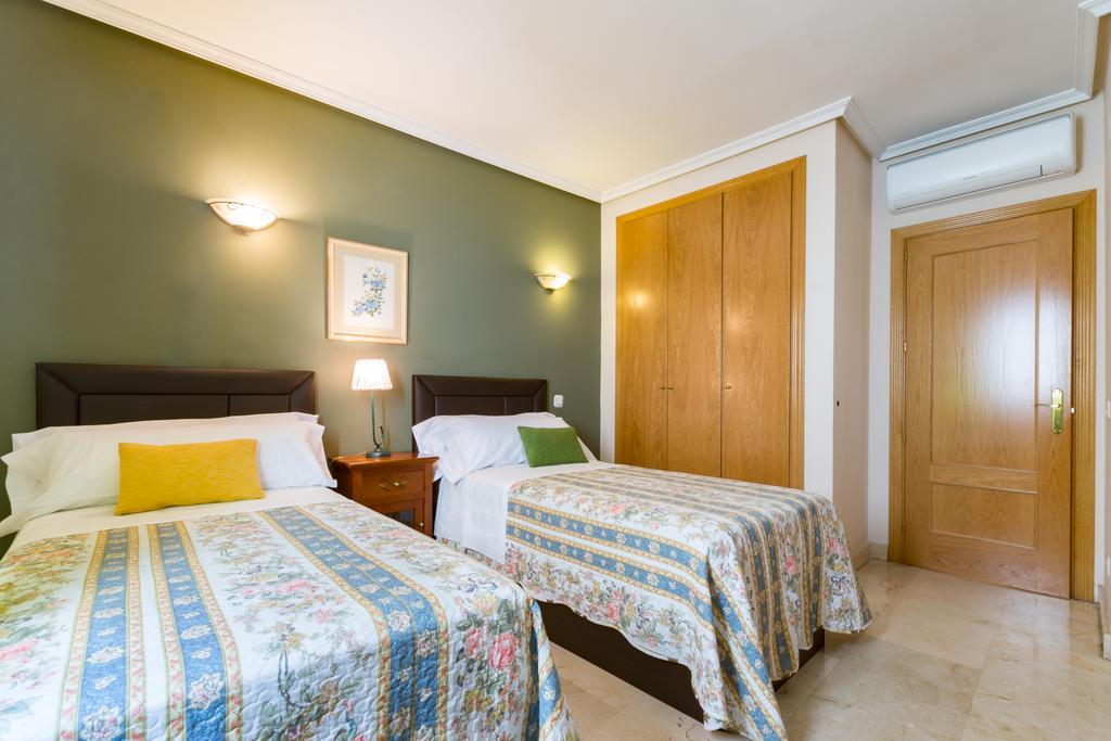 Apartamentos Caballero De Gracia Madri Exterior foto