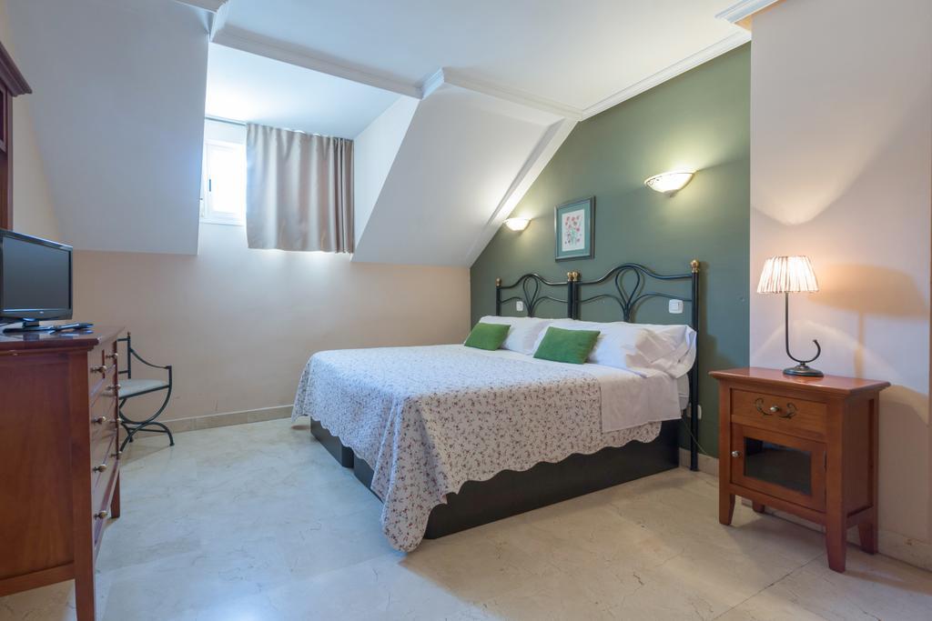 Apartamentos Caballero De Gracia Madri Exterior foto