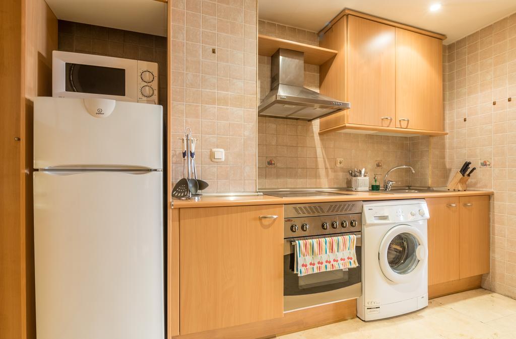 Apartamentos Caballero De Gracia Madri Exterior foto